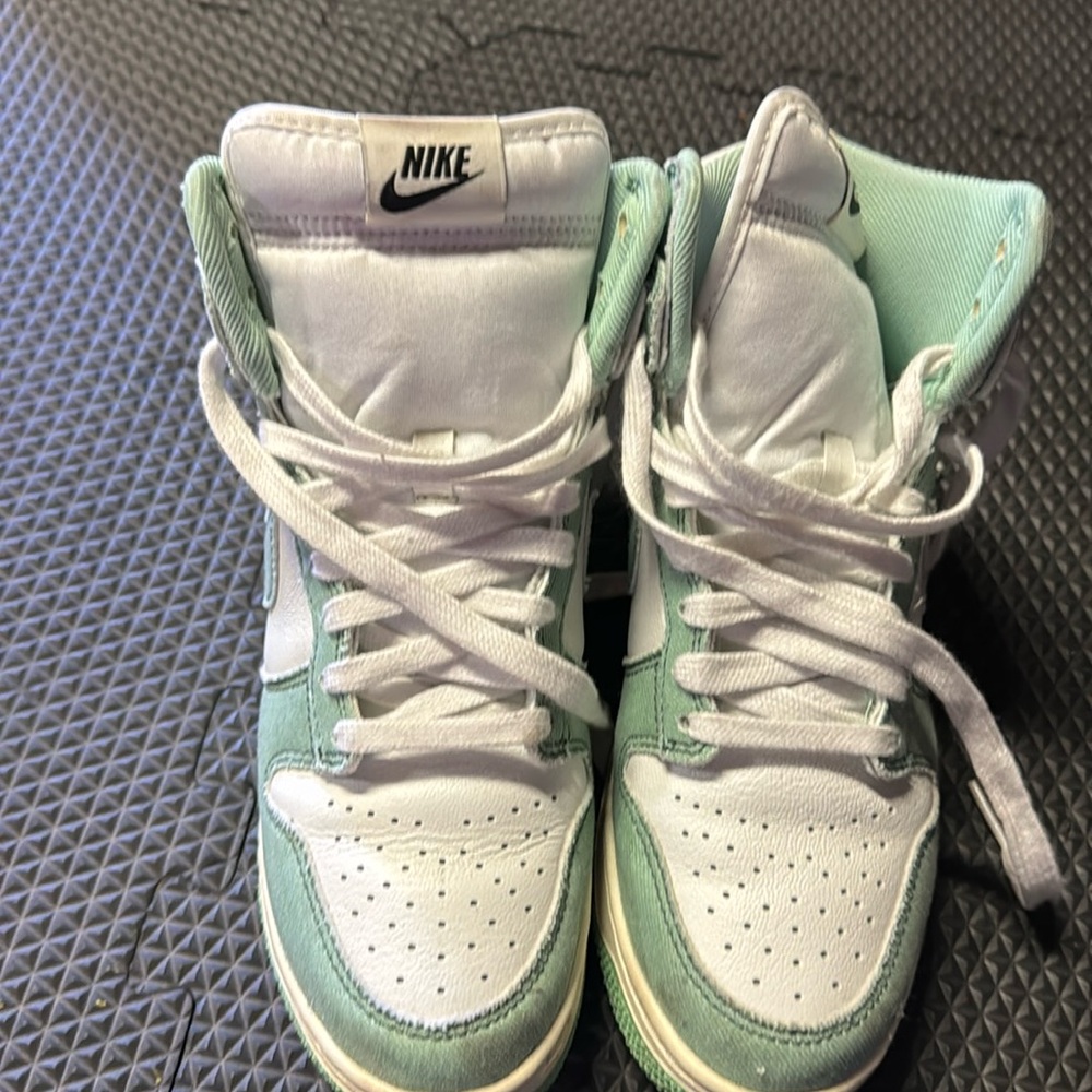 Womens Nike